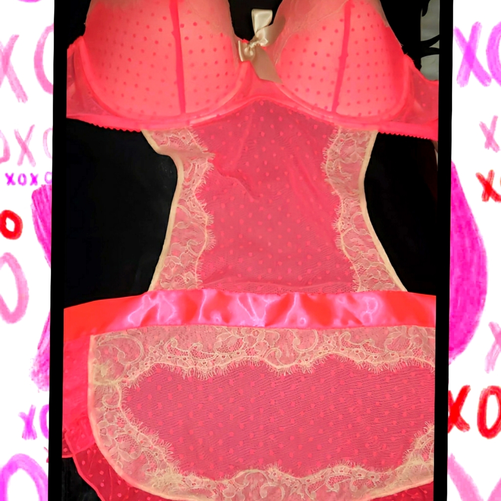 Hot Pink super sexy victorias secret lingerie!!!!